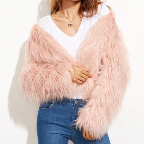 SHEIN Jackets & Blazers - HOST PICK! Faux Fur Shaggy Crop Jacket Coat Size M